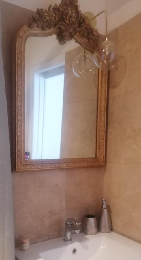 Coeur De Paris Montorgueil - Heart Of Paris - Charming Super Central Apartment For Your Ideal Parisian Days Экстерьер фото